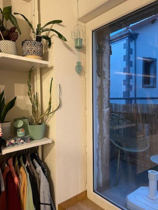 Petit Appartement Douillet Les Martres-de-Veyre Экстерьер фото